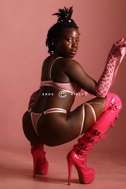 Goddess Mwenesi NEW BLACK DOMINATRIX IN TOWN Schweiz, Z&uuml;rich Stadt
