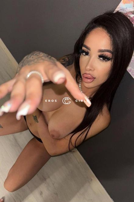 Leyla TEEN SPANISH TEEN ANAL SEX CIM Schweiz, Neuenburg