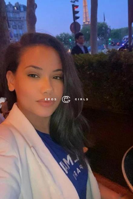 Eva  Anal Paris girl 140/30 Schweiz, St.Gallen