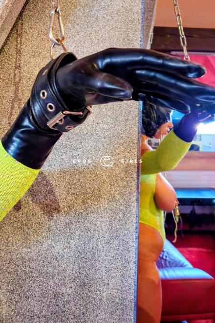 Sklavin Melissa  devote Spermaspielerin  Schweiz, Z&uuml;rich Umgebung