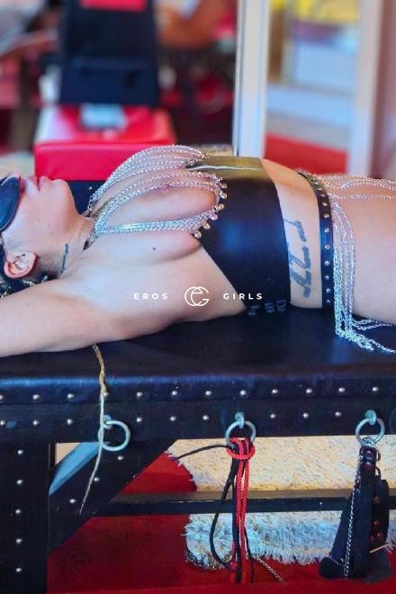 Sklavin Melissa  devote Spermaspielerin  Schweiz, Z&uuml;rich Umgebung