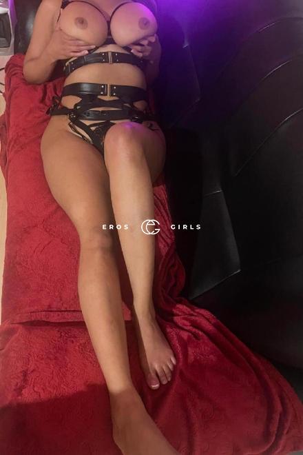 Ana CHUBBY LATINA COME IN FACE Schweiz, Waadt