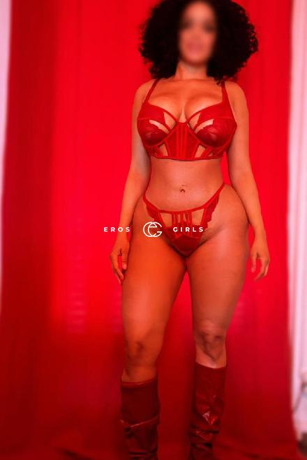 Ana CHUBBY LATINA COME IN FACE Schweiz, Waadt