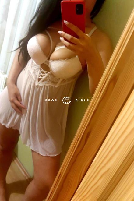 ZORA Sperma gierig und NATUR geil Schweiz, Schaffhausen