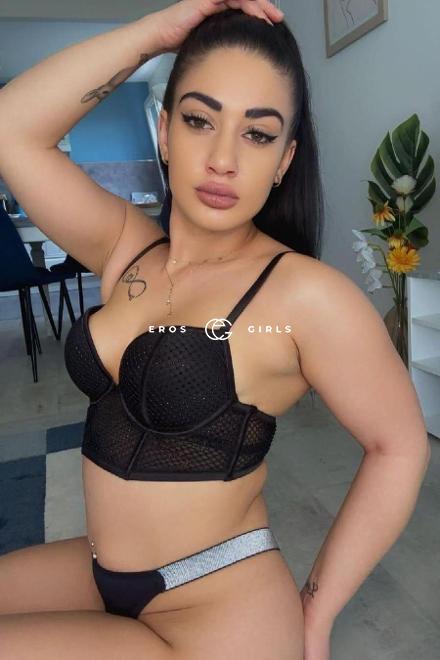 Giulia TEEN TEEN COME IN FACE Schweiz, Neuenburg