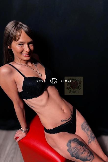 Denisa geile Tattoo MILF Schweiz, Luzern 