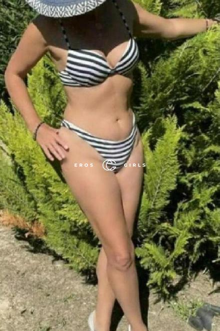 Jenna  STUDIERTE NYMPHOMANIN  Schweiz, Zug