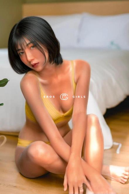 UKI  Sexy scharfe Asiatin  Bern Umgebung, Schweiz