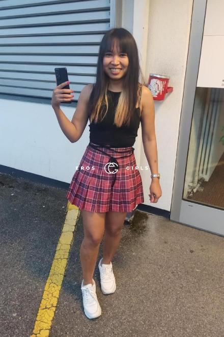 NAM  Junge Thai Masseurin  Schweiz, Luzern 