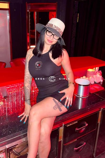 Adriana total willig  Luder  Schweiz, Z&uuml;rich Umgebung