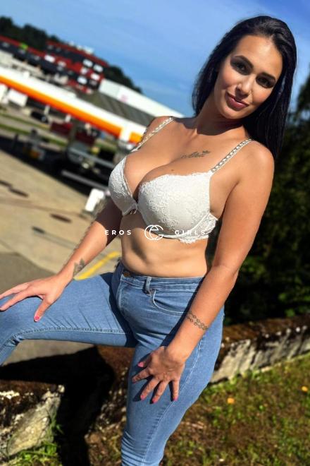 LEYLA-ORALQUEEN Schwanzgierig und eng gebaut Schweiz, Schaffhausen