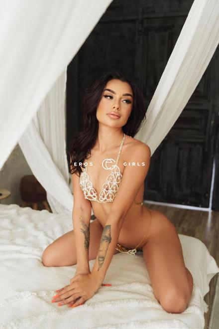 MIRA TOP-MODEL Mega TEENIE feucht und geil. Schweiz, Schaffhausen