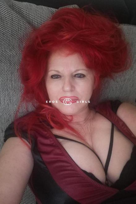 Mika Milf    Castello   Schweiz, Schwyz