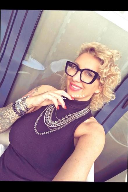 SISSY- SEXY MILF Heissen Girlfriend Sex Schweiz, Schaffhausen