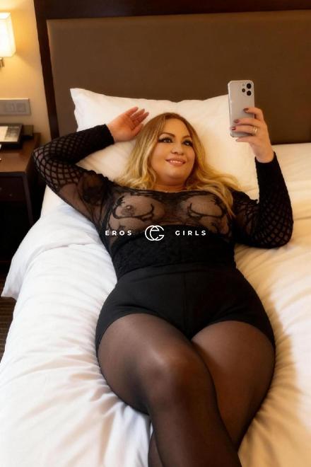 Zara MILF mit enge MuschiA-Z Schweiz, Luzern 