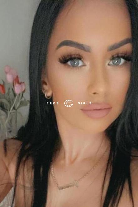 Yasmine BRUNETTE ANAL SEX Schweiz, Biel/Bienne - Grenchen