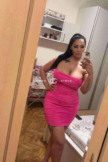 Irina CHUBBY CHUBBY COME IN MOUTH FACE Schweiz, Waadt