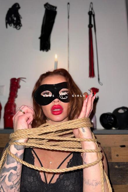 Lady Carolina deutsche Dominanz Nidwalden, Schweiz