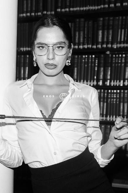 Madame AvaLaffaire Charmant bizarr Liechtenstein