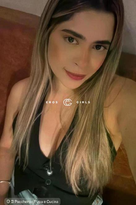 Anna Deep Throat hot Latin girl Schweiz, Aargau