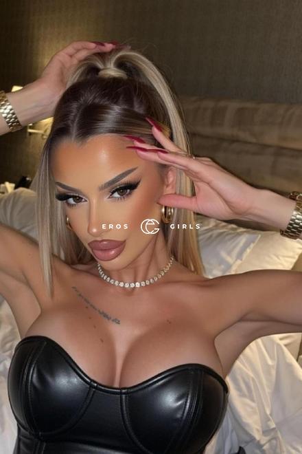 Michelle  gerne Landung in Mund  Schweiz, Zürich Umgebung