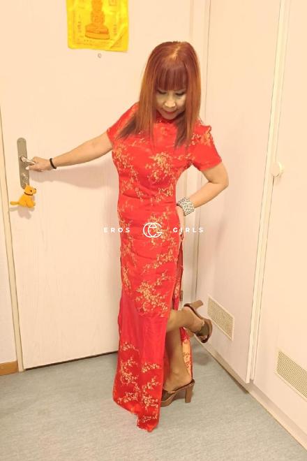 JIN JIN   Top Massage mit Thai Girl Schweiz, Luzern 